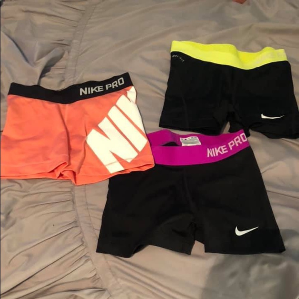 Nike spandex